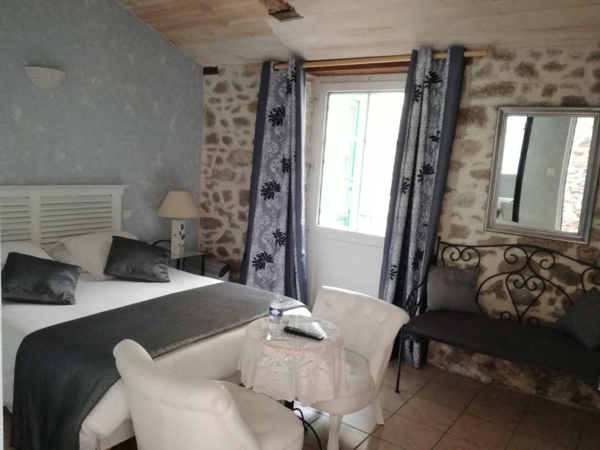 La Traineliere Bed & Breakfast Les Épesses Exterior foto